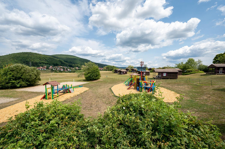 Others 3, Camping Les Vosges du Nord, Bas-Rhin