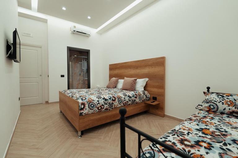 Others 2, B&B Miro Luxury aeroporto capodichino Napoli, Napoli