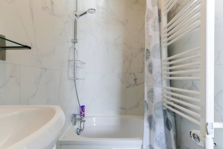 Bathroom 2, Le Clem'S - Entre Metz et le Luxembourg, Moselle