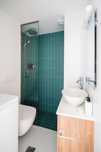 Bathroom 2, Inia Apartments, Crete