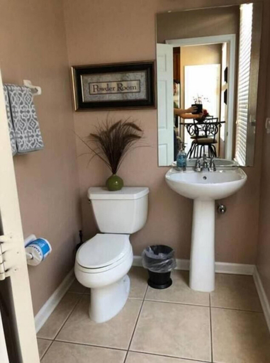 Bathroom 3, Tideview #85 · 3 Suites Near Convention, Universal & Disney, Orange
