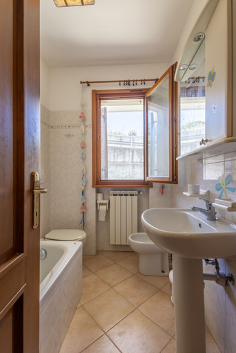 Room 3, Spacious Apartment With Terrace by Wonderful Italy, Imperia