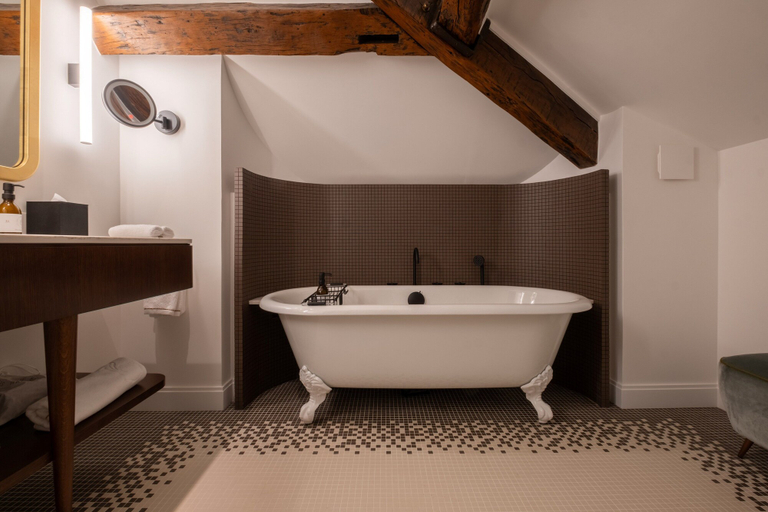 Bathroom 4, Hôtel Les Lumières - Relais & Châteaux, Yvelines