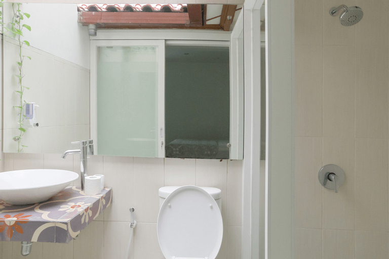 Bathroom 4