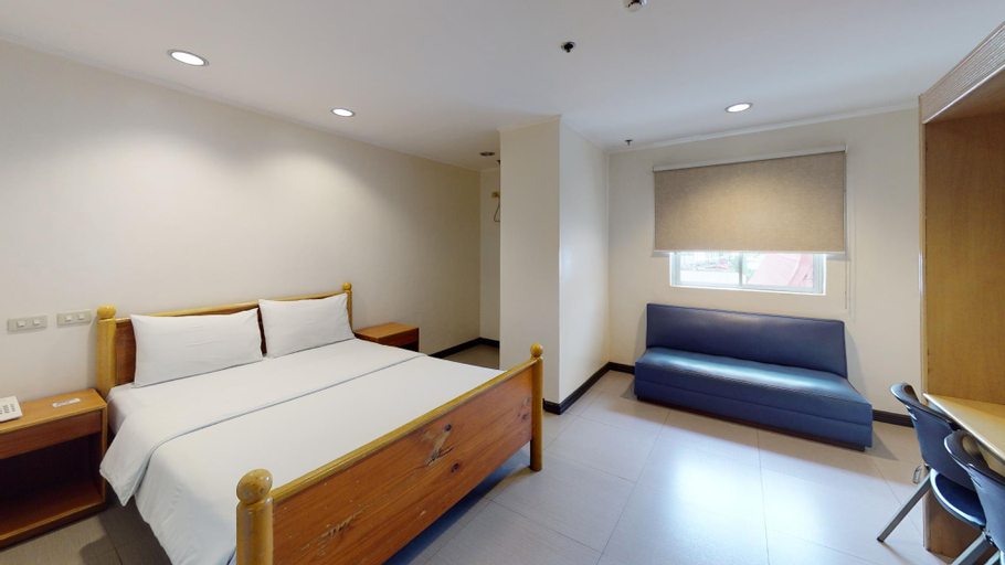 Bedroom 12