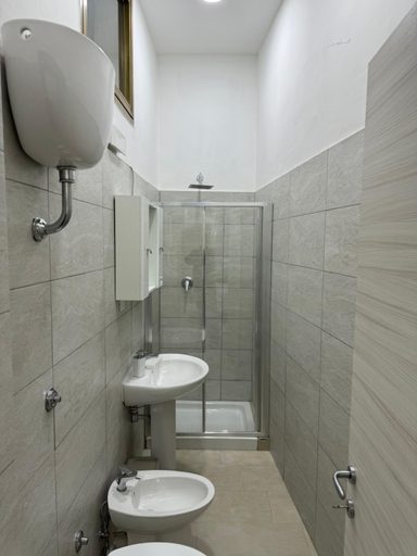 Others 5, Henry Luxury Suite, Napoli