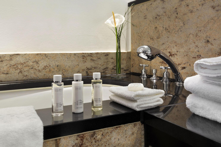Amenities 12