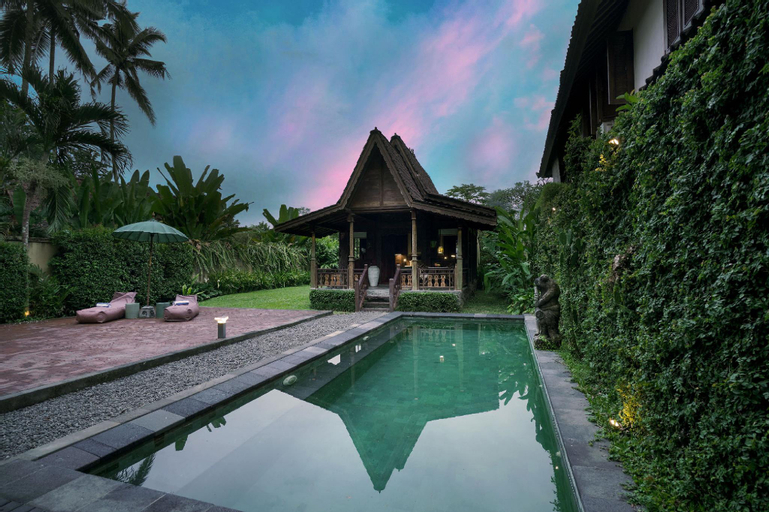 Swimming Pool 3