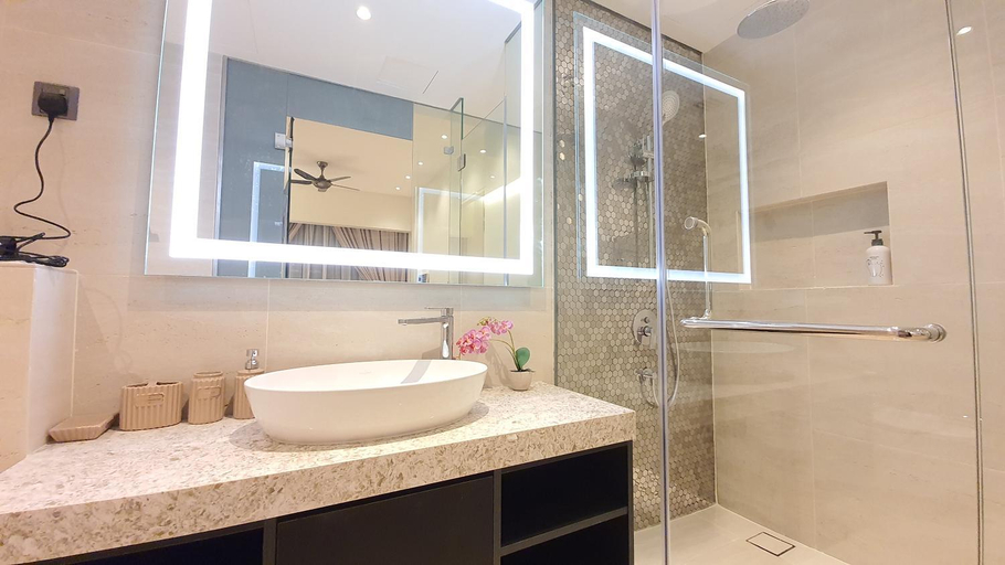 Bathroom 5, STAR RESIDENCE by Axquisite suites, Kuala Lumpur