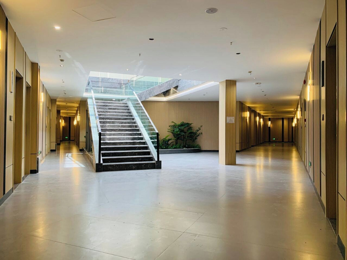 Others 5, Fan's Hotel Palo, Palo