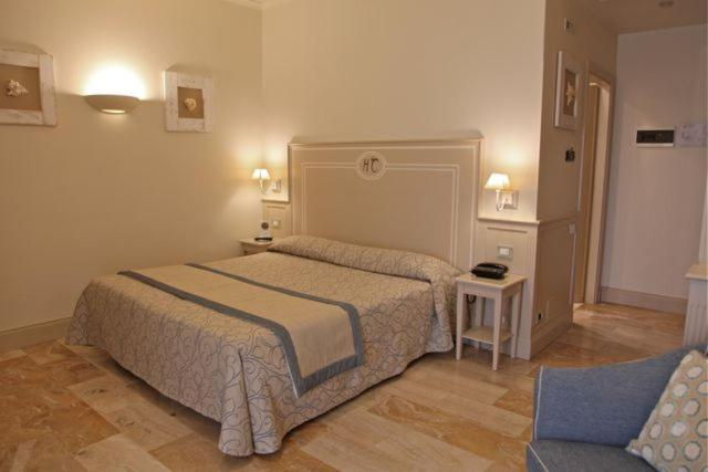 Others 2, Hotel La Colonnina, La Spezia