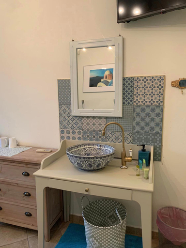 Bathroom 3, Hotel Villa Anais, East Macedonia and Thrace