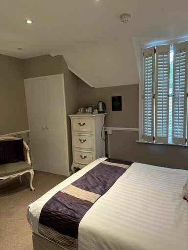 Bedroom 12