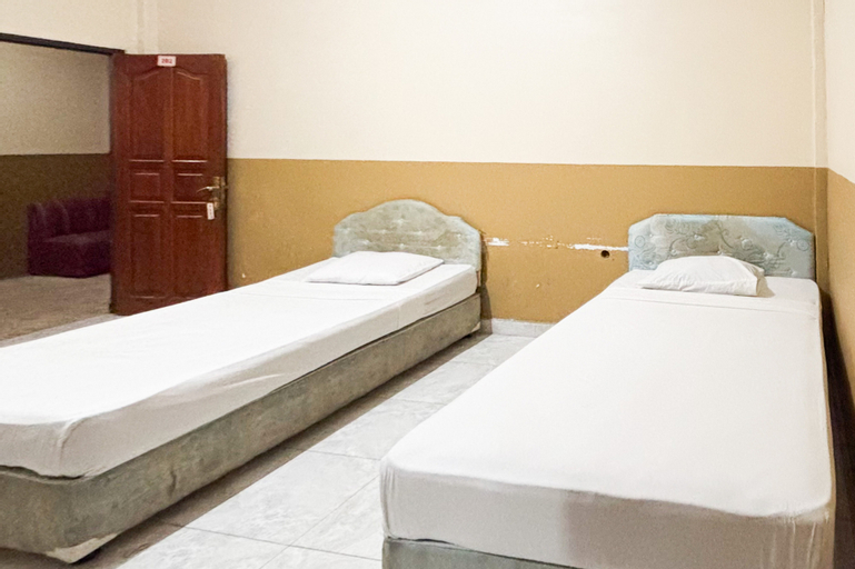 Hotel Musi Entrop 2 Jayapura RedPartner - Tap to explore photos