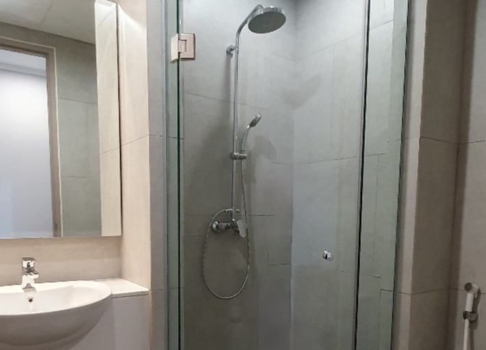 Bathroom, 1BR JIExpo - Jakarta Tower, Central Jakarta