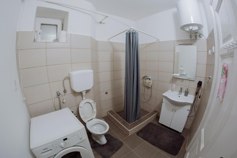 Bathroom 2, Apartman Cute&Cosy, Sombor