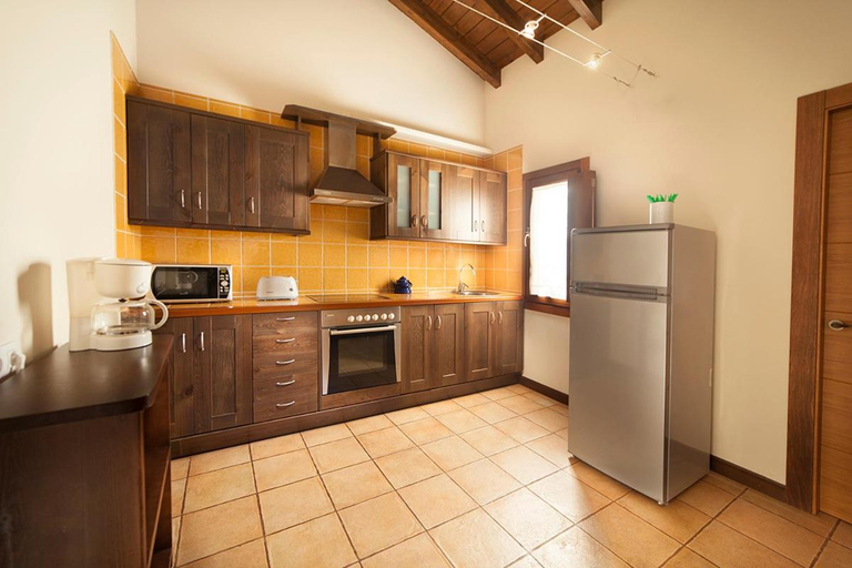 Others 4, Apartamentos La Calvera, Asturias