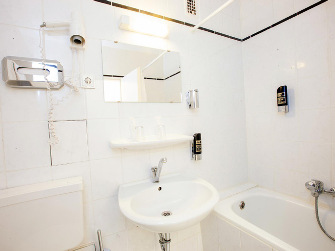 Bathroom 6
