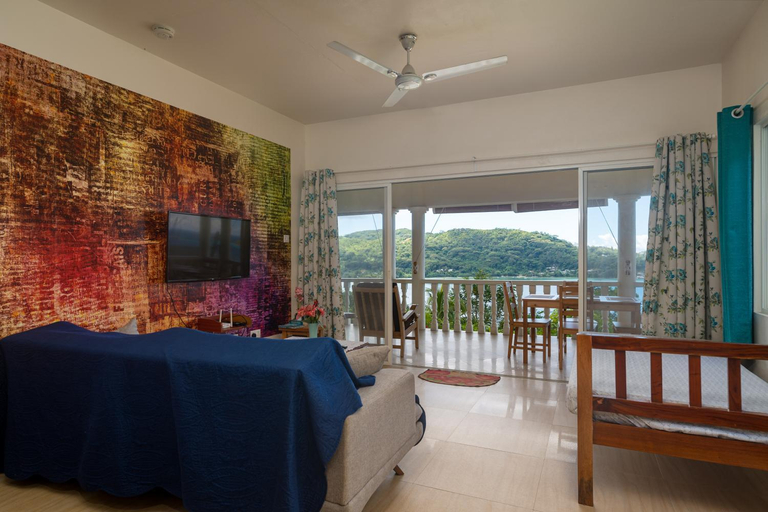 Others 4, TOP VIEW RETREAT SELFCATERING