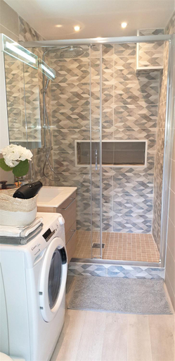 Bathroom 2, Voyage au cœur d’étampes, Essonne