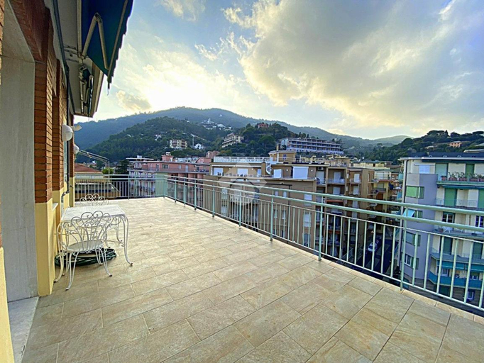 Others 2, residence cristallo, Savona