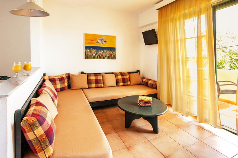 Others 2, Hotel Dafni, Thessaly
