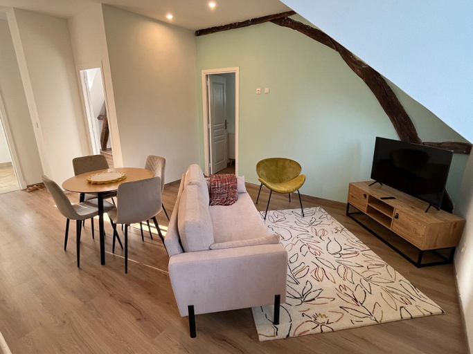 Others 2, La Grand Maison, Loiret