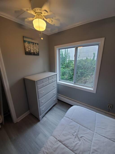 Bedroom 2, Beachy Bay Breeze Bungalow 2BR with parking and close to many amenities., New Haven