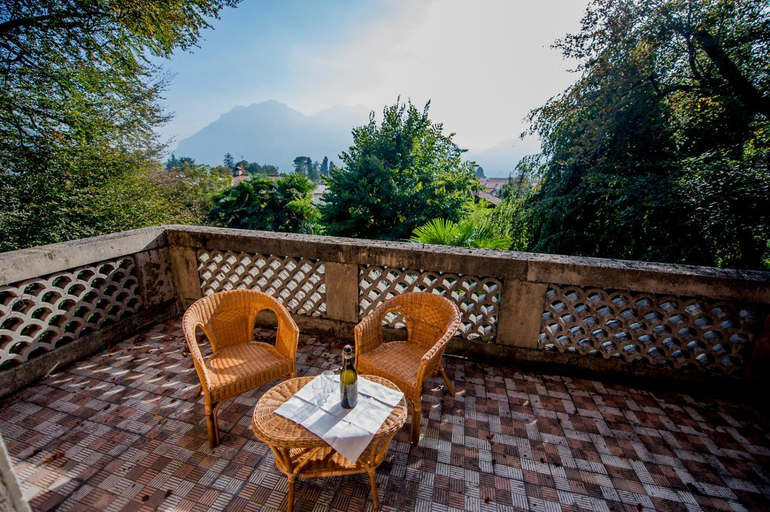 Others 5, Villa Confalonieri, Lecco