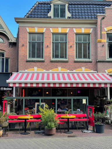 Food & Drinks, Comfortable Room, Alkmaar