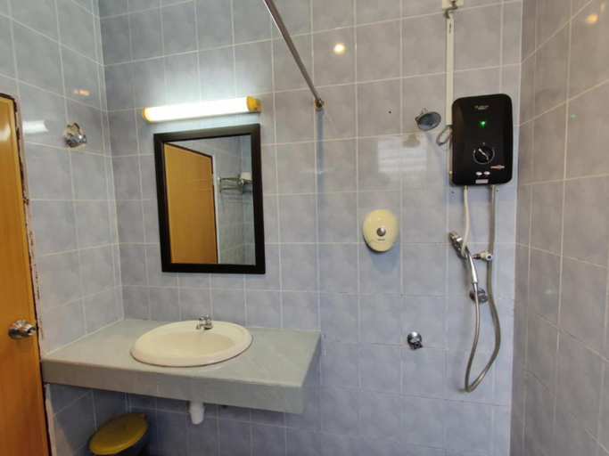 Bathroom 3, Tekoma Resort Taman Negara, Jerantut
