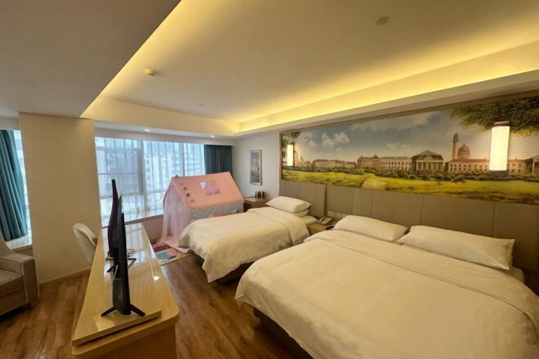 Bedroom 3, Vienna Hotel (Kunming Baiyun Road Metro Station Jiang'an), Kunming