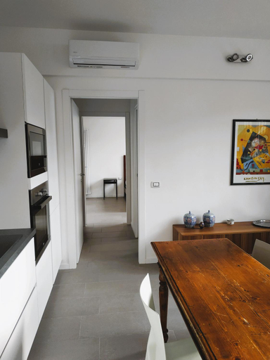 Others 3, MonteRoom-Apartments, Bologna