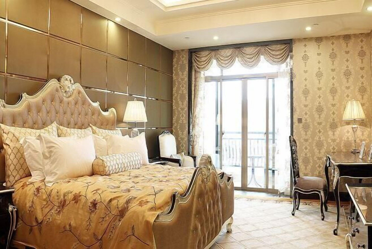 Bedroom 30