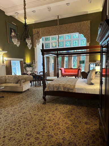 Bedroom 8
