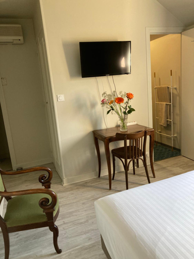 Bedroom 2, Hostellerie du Vieux Moulin, Saône-et-Loire