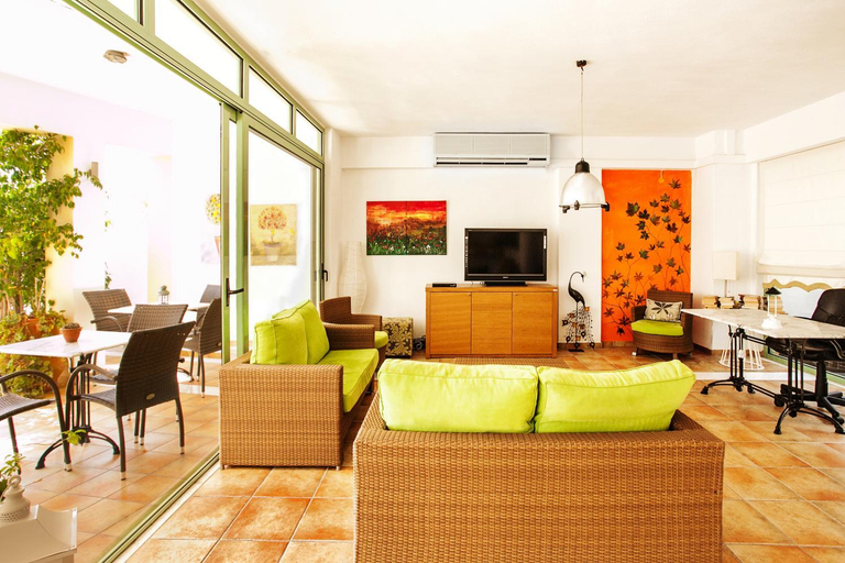 Others 5, Hotel Dafni, Thessaly