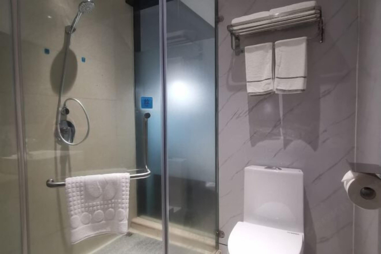 Bathroom 4, Aste Meitu Hotel (Cultural Plaza Branch), Yulin