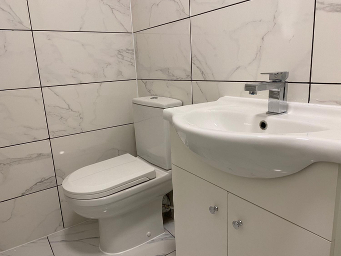 Others 5, Stylish 3beds Nystyle Apt - Parking, Self Check-in, Swansea