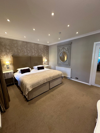 Bedroom 17