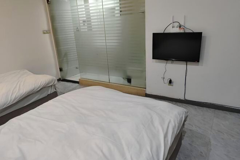 Bedroom 3, Youjia Inn, Huangshan