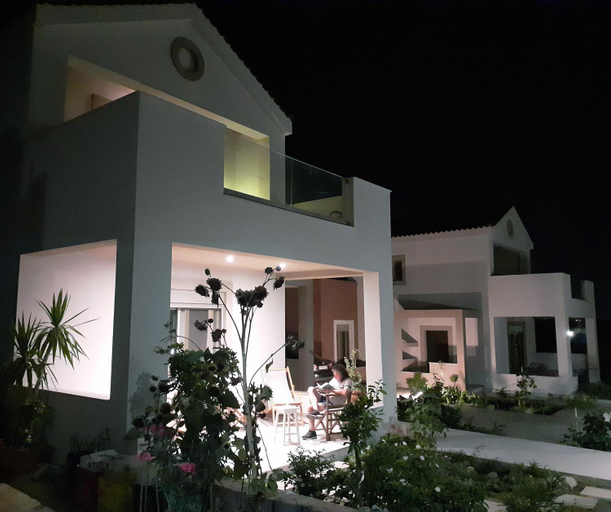 Exterior view 4, Easy Living 1 & 2, South Aegean