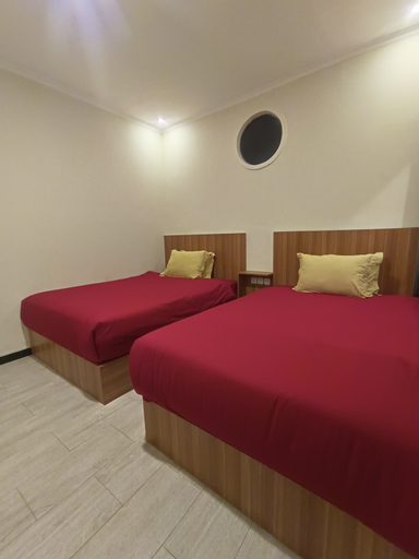 Bedroom 8