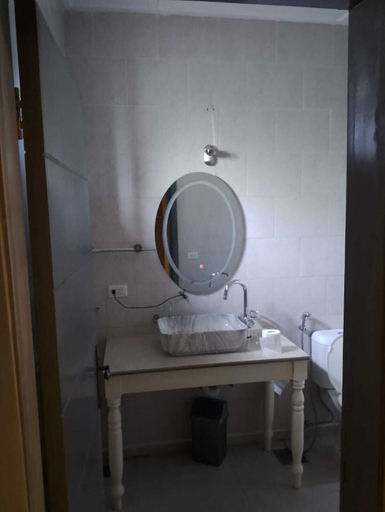 Bathroom 3, Rimal, Greater Monrovia