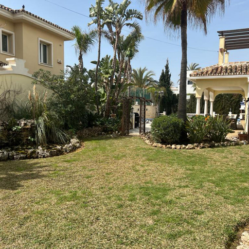 Garden 2, Beautiful villa 2 steps from the BEACH, Málaga