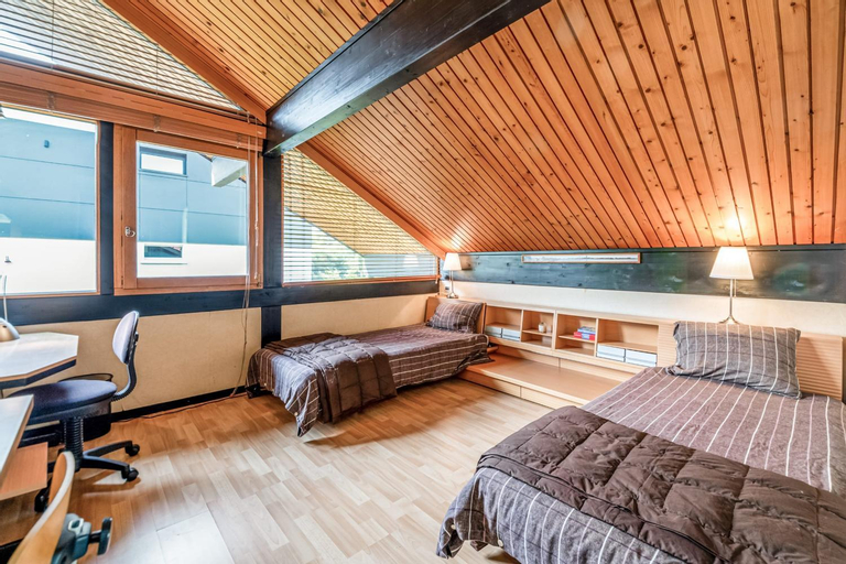 Bedroom 2, Villa Alpina - Welkeys, Haute-Savoie
