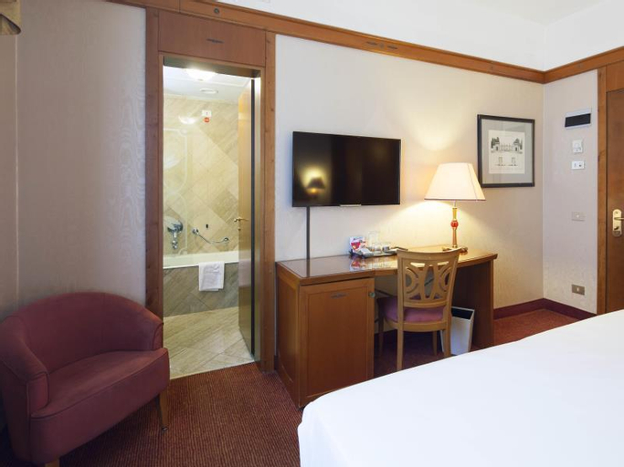Bedroom 10