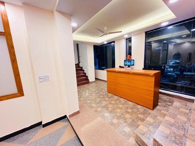 Public Area 2, Hotel Green Galaxy - Green Park South Delhi, Delhi