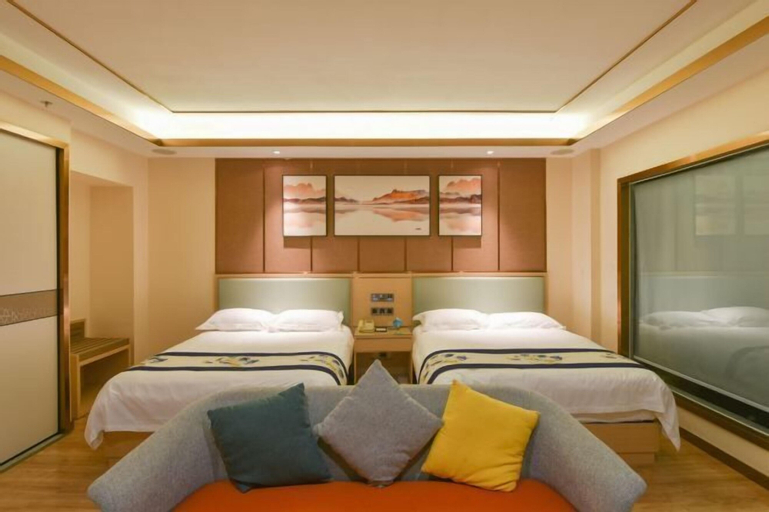 California Hotel, Maoming