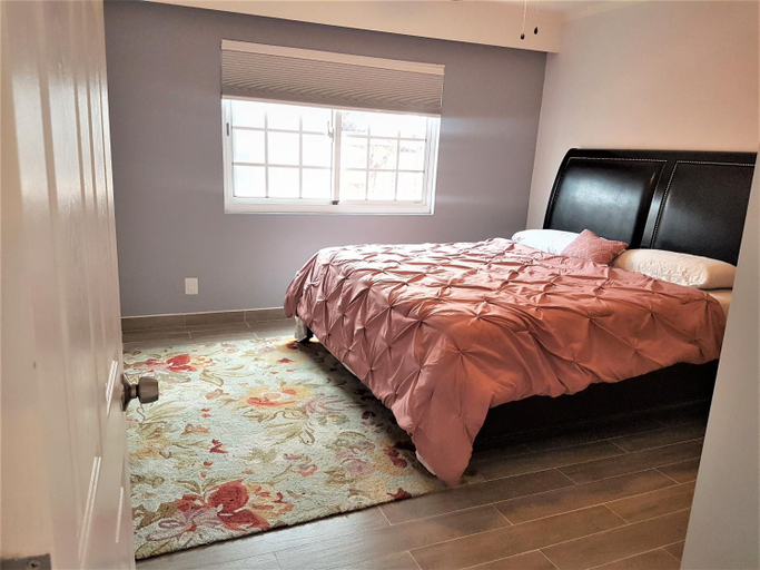 5, Swan Boutique Apartment